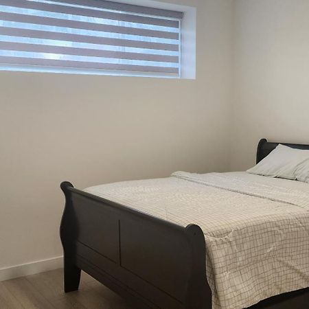 Near Winnipeg Airport-Ywg 2 Bedrooms Zewnętrze zdjęcie