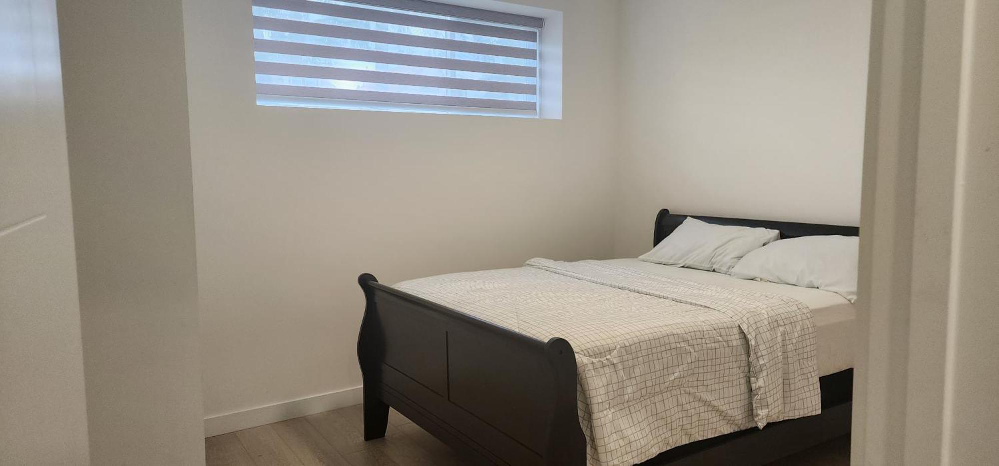 Near Winnipeg Airport-Ywg 2 Bedrooms Zewnętrze zdjęcie